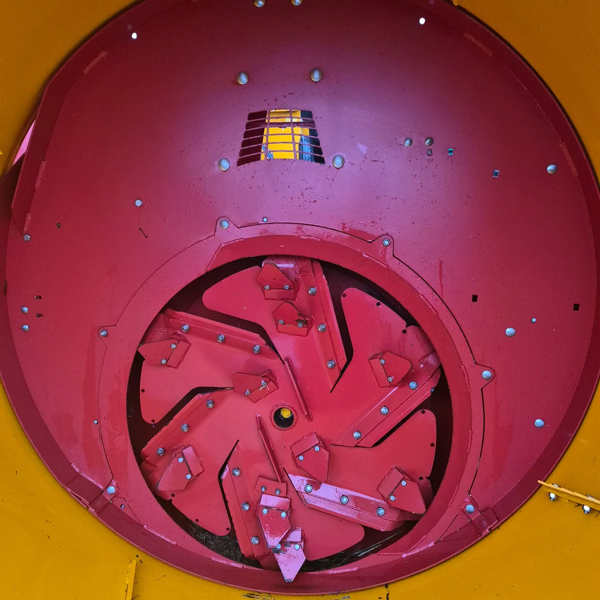 Teagle 4040 Straw/Silage Chopper - Image 4