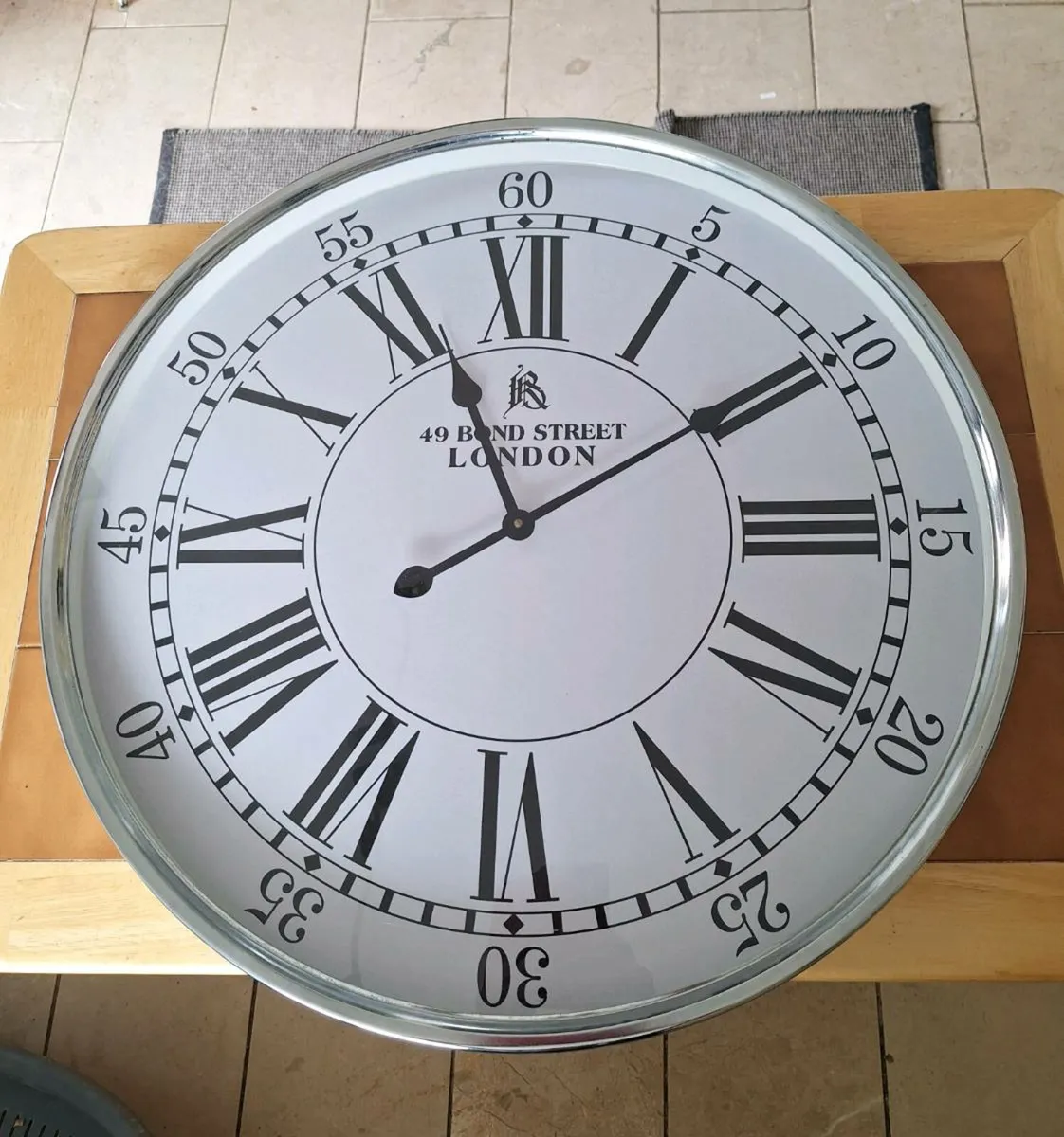 Large metal clock - Image 1