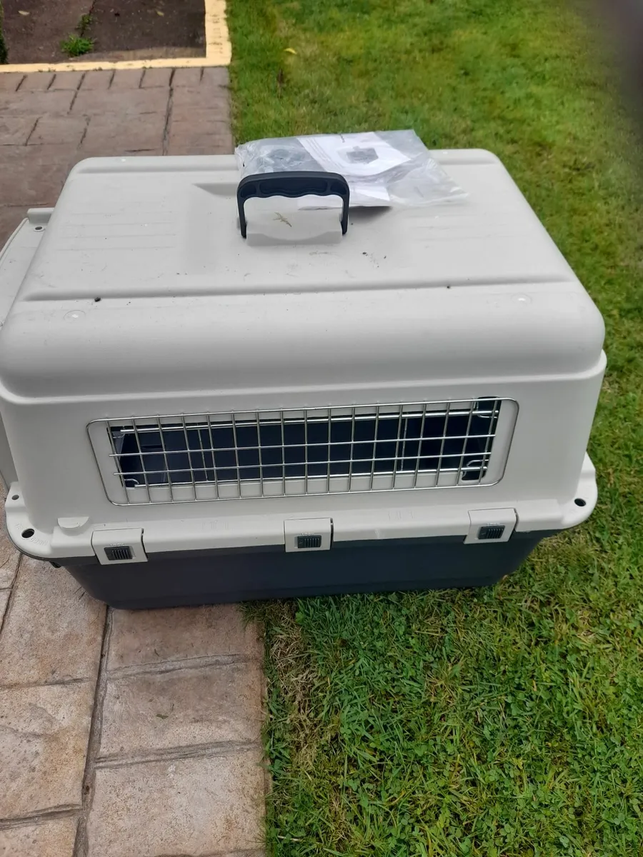 Pet carrier - Image 2