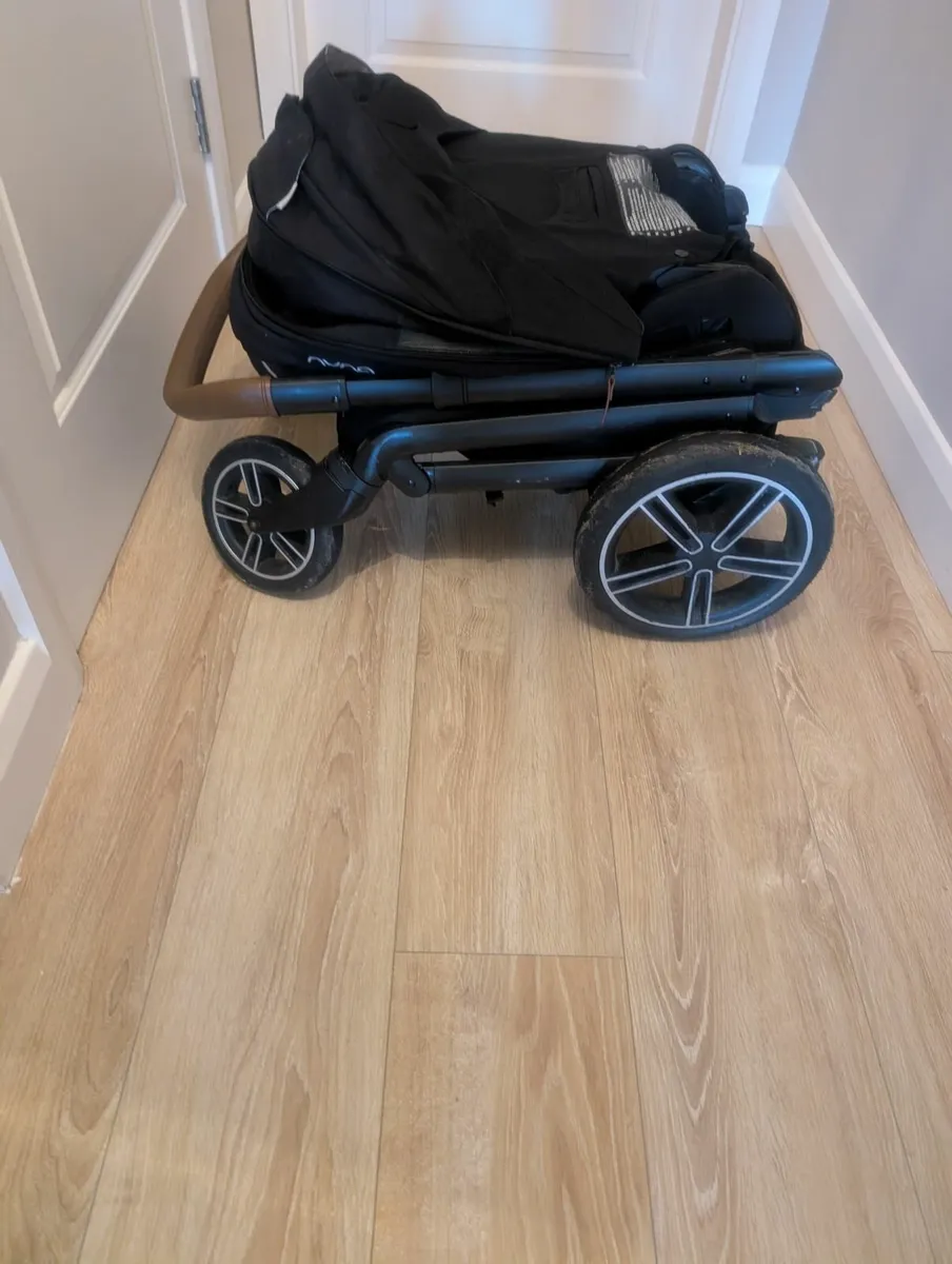Nuna Mixx Next Travel System - Image 4