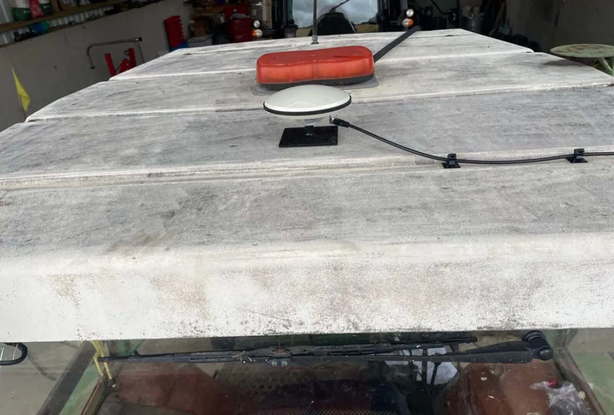 CHC NAV GPS SYSTEMS big screen - Image 3