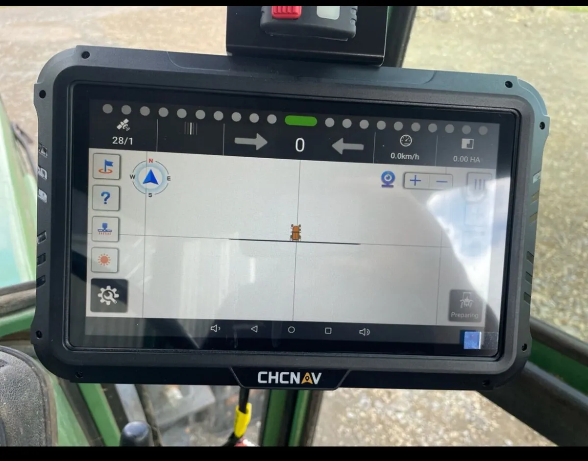 CHC NAV GPS SYSTEMS big screen - Image 4