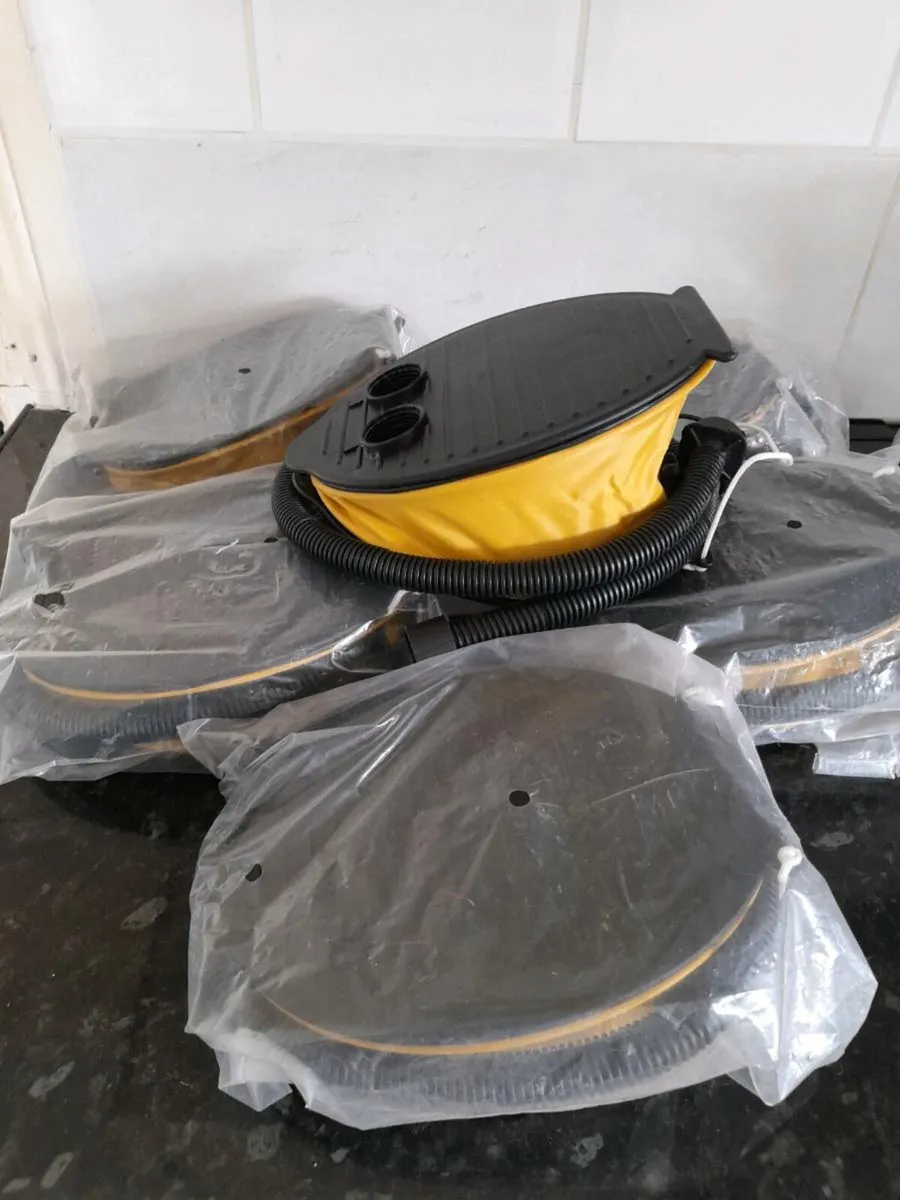 Foot pumps €5 each - Image 1