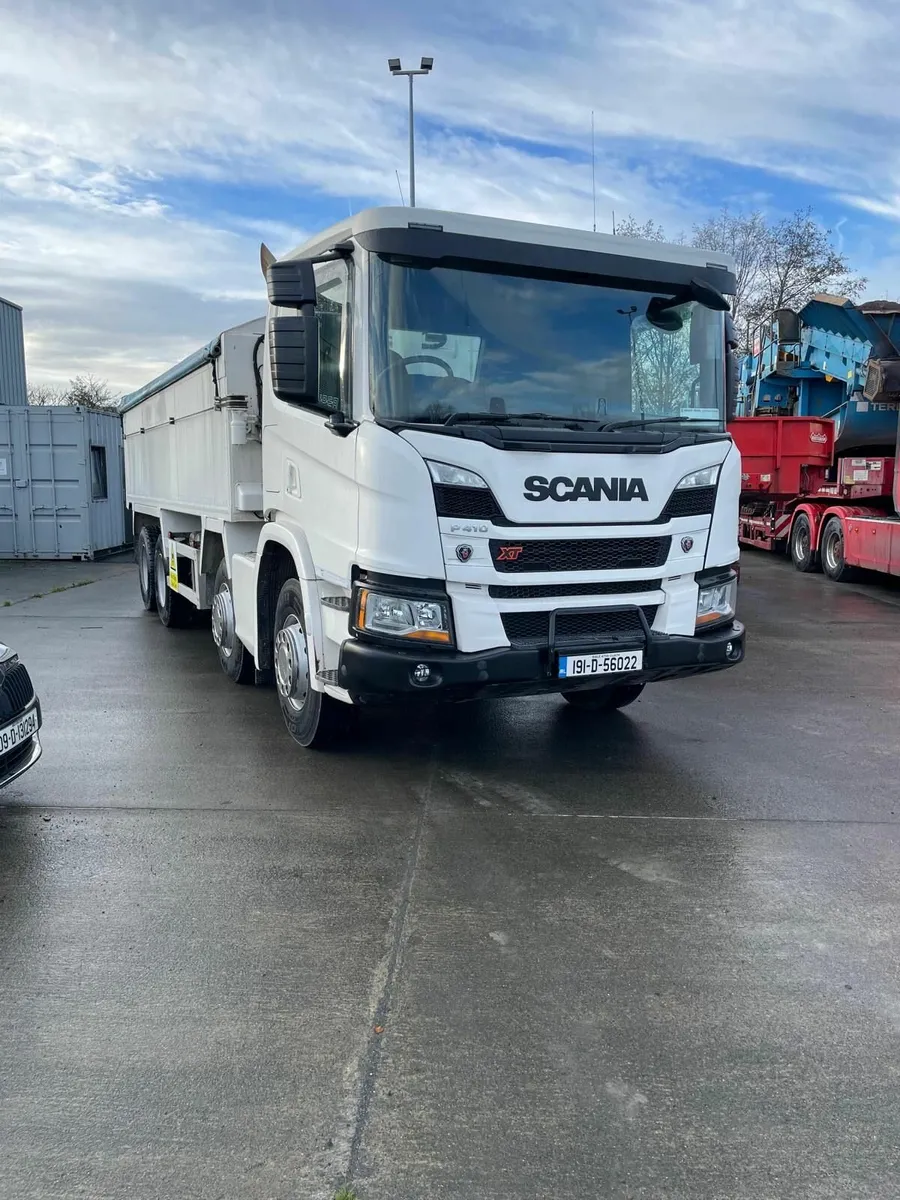 191 Scania P410 XT 8x4 Tipper Truck - Image 2