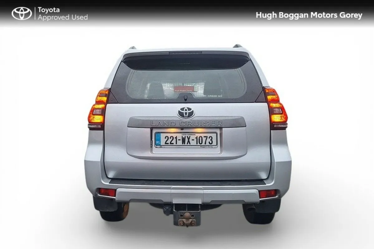 Toyota Land Cruiser LAND CRU LWB COMMERCIAL 4DR CR - Image 4