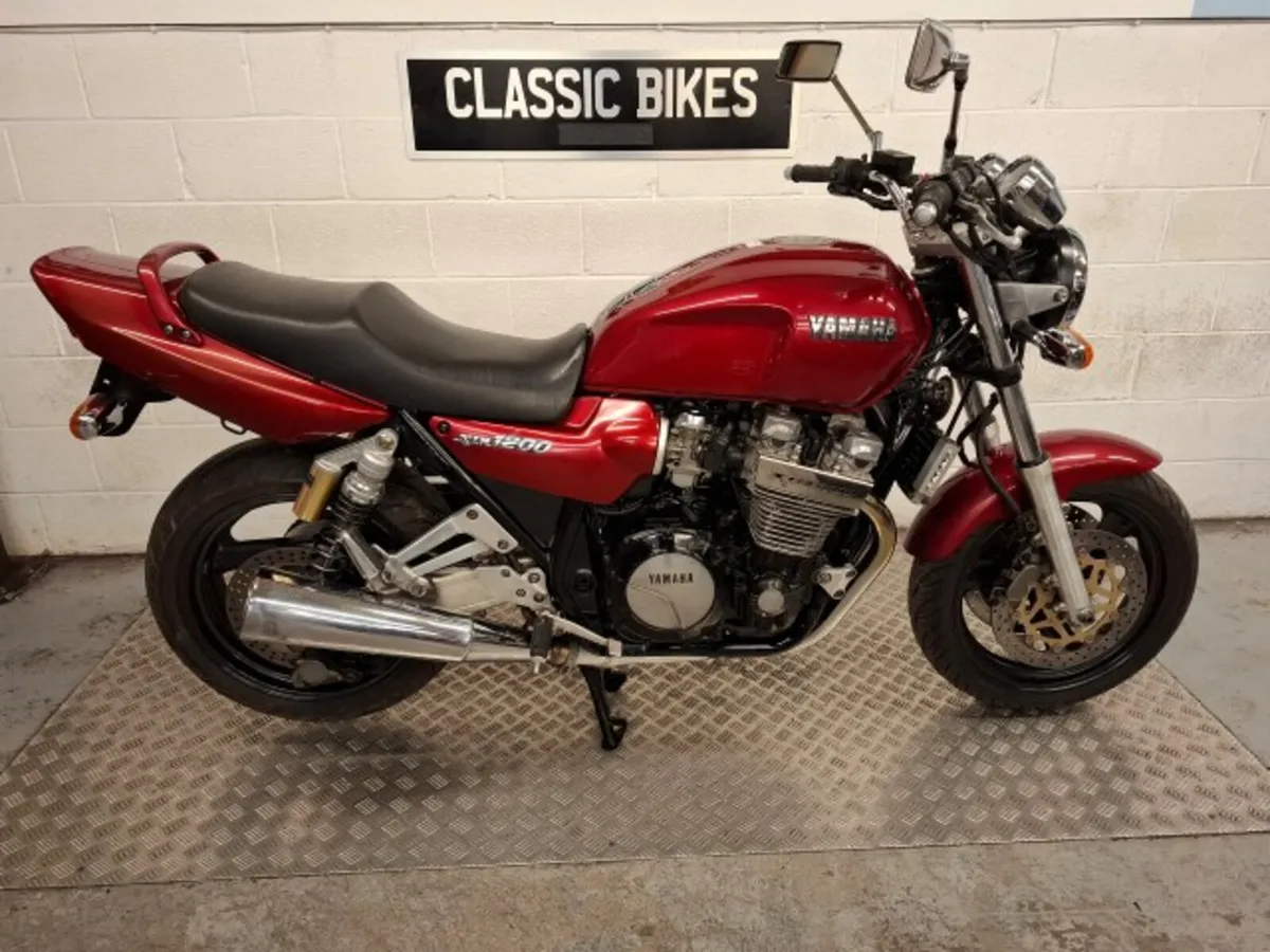 YAMAHA XJR 1200 1996 - Image 1