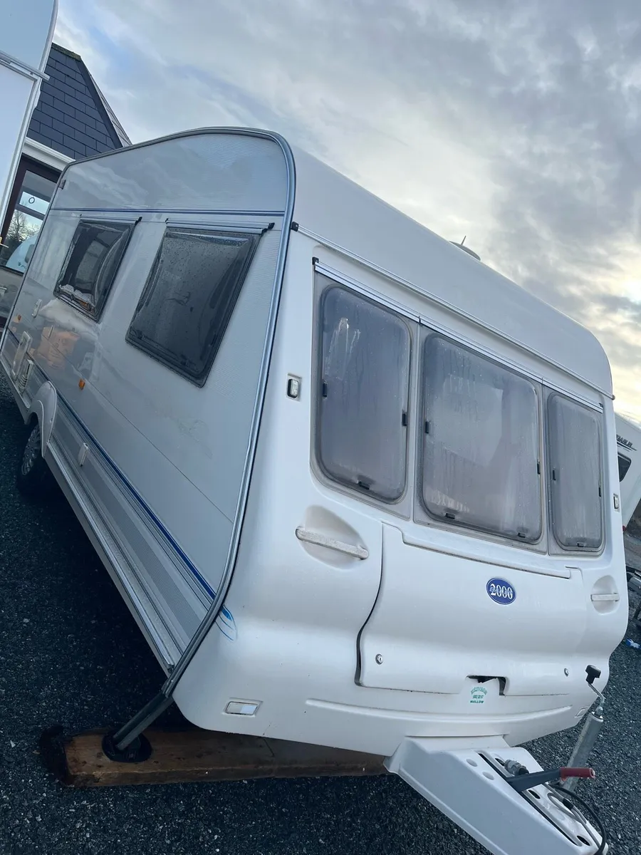 Lovely starter van in fantastic condition - Image 3