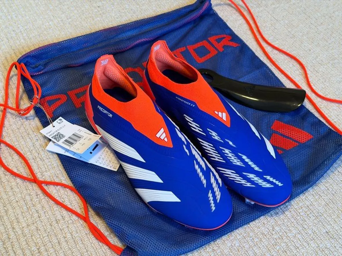 Adidas Predator Elite Football Boots UK7 - Image 4