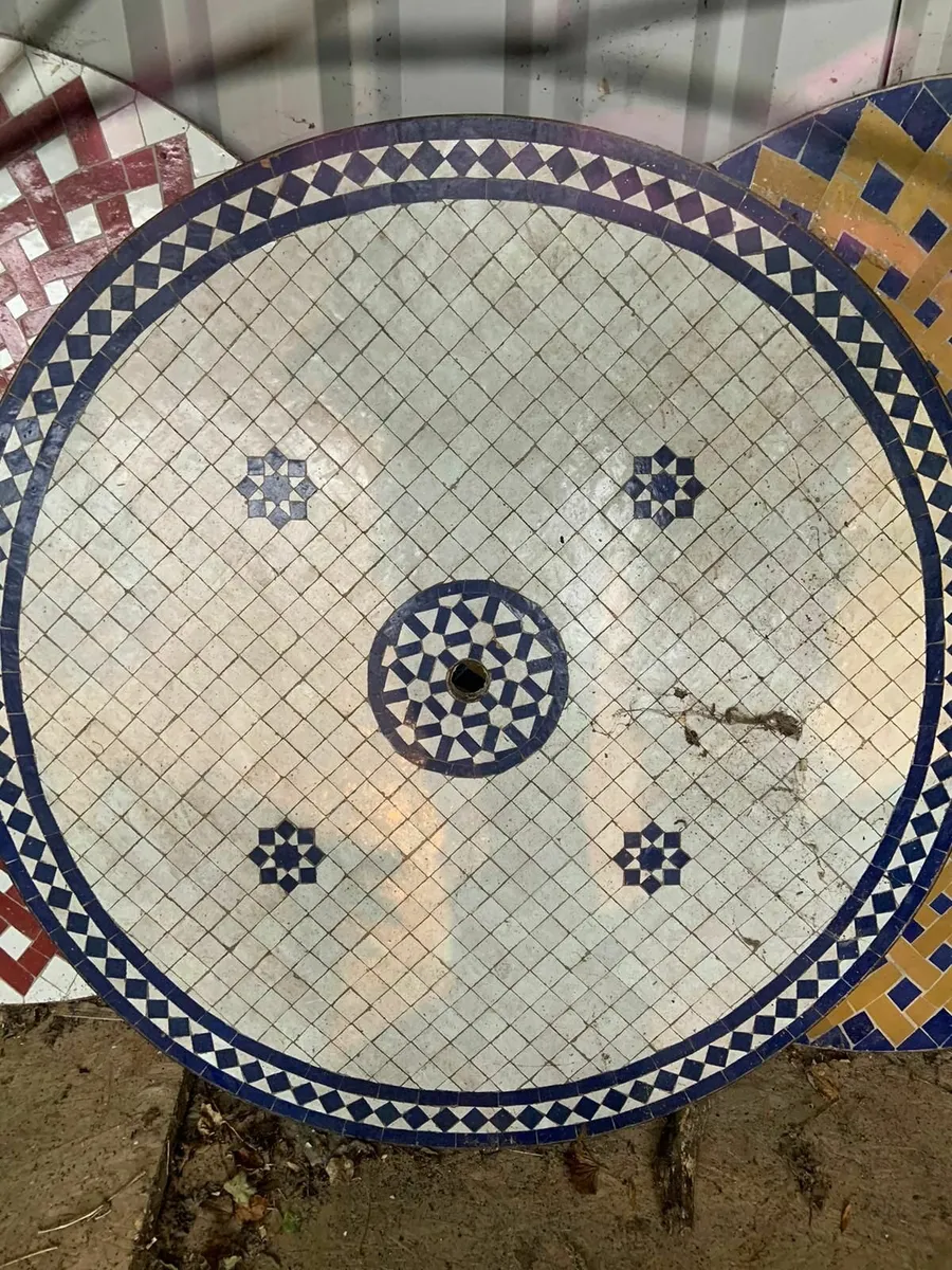 Outdoor furniture - Image 4