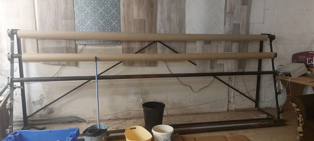 Carpet stands - Image 1