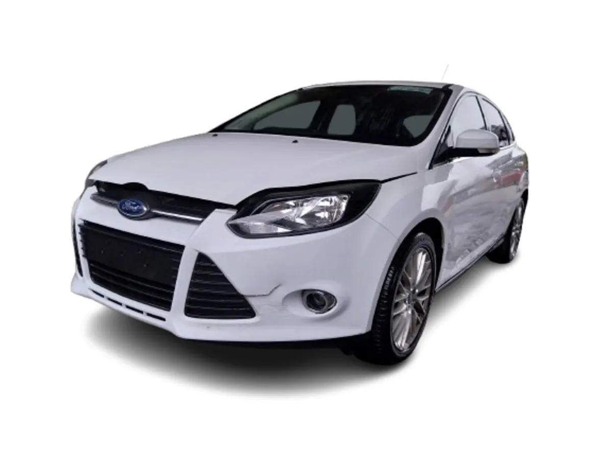 2013 FORD FOCUS For Breaking/Dismantling - Image 3