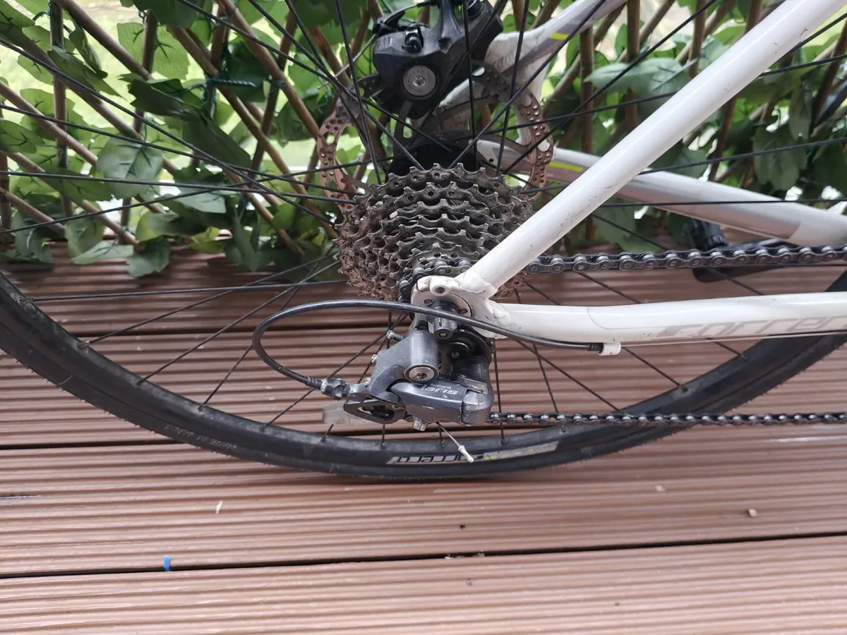 Road Bike - Image 3