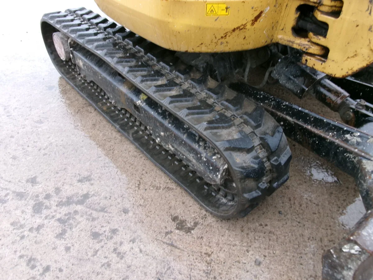 Cat 302.7D digger  #14005157 - Image 2