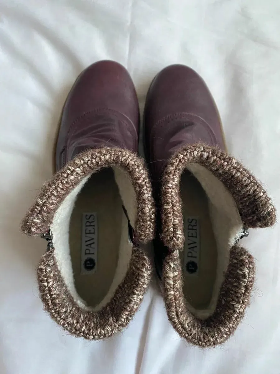 BRAND NEW Pavers Ankle Boots, Size 40, Burgundy - Image 4