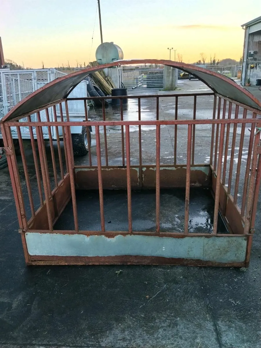 Round bale feeder @ lamb feeder for sale - Image 2