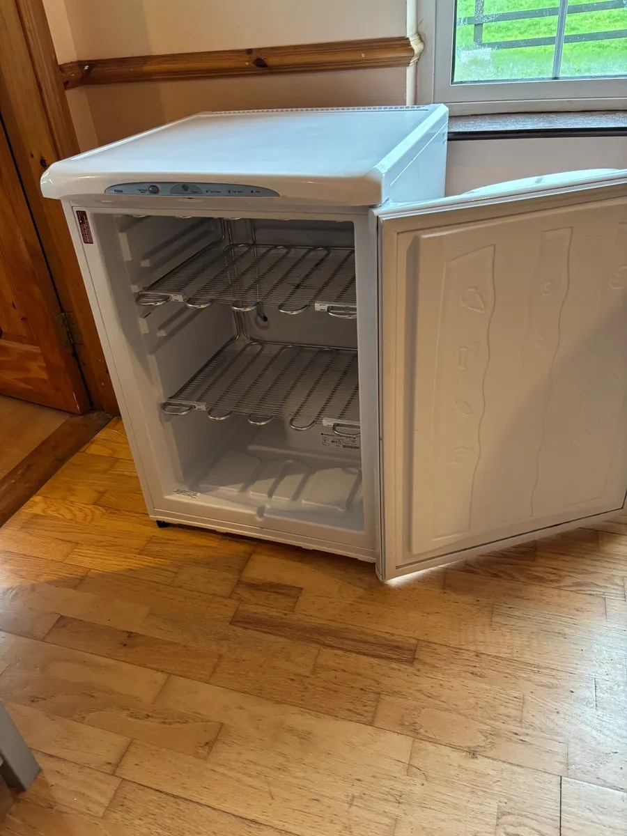 Chest Freezer - Image 3