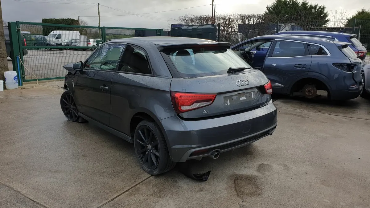 *For parts* Audi A1 S-Line, 1.6 dsl 5 speed (2017) - Image 4