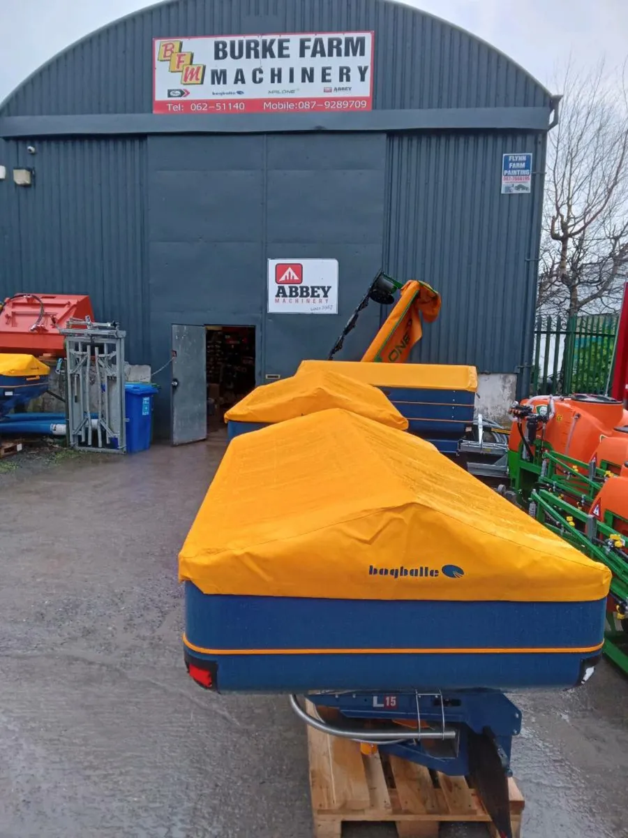 Fertiliser spreader - Image 3