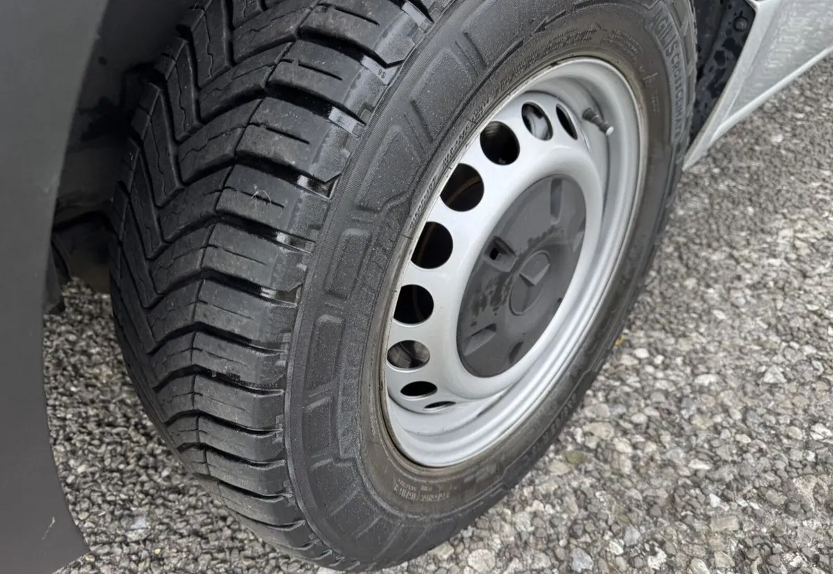 2022 Mercedes-Benz Sprinter Curtainsider Van - Image 3