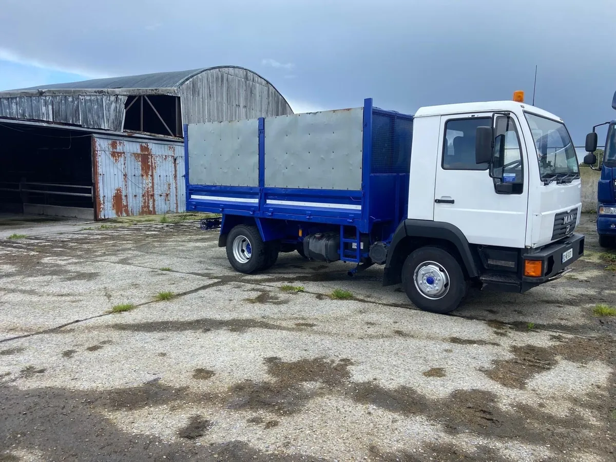 Le 150 man tipper truck - Image 3