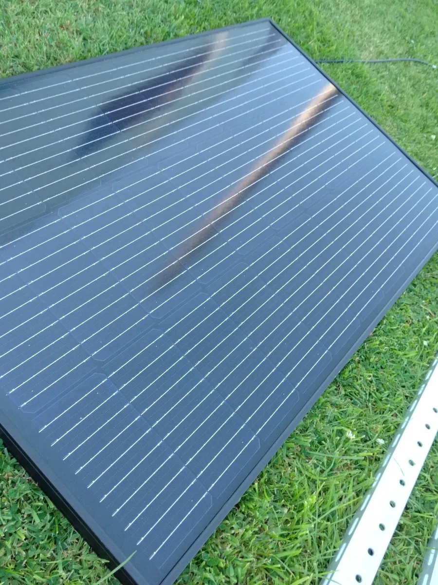 Ecoflow Brand Solar Panels 100 watt each - Image 1