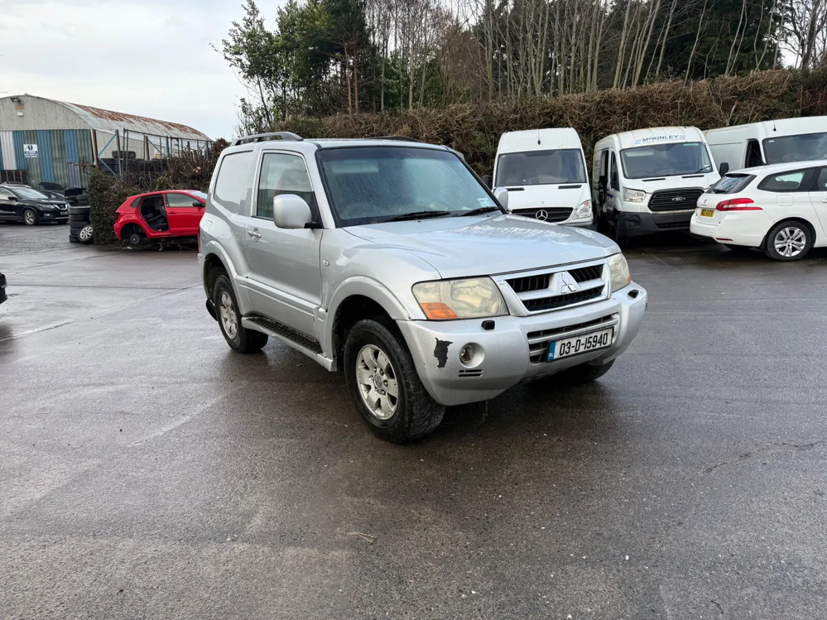 2003 Mitsubishi Pajero 2.5 SWB - Image 1