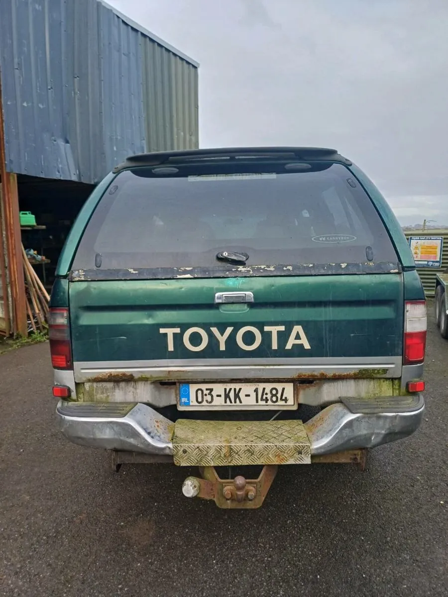Toyota Hilux - Image 3