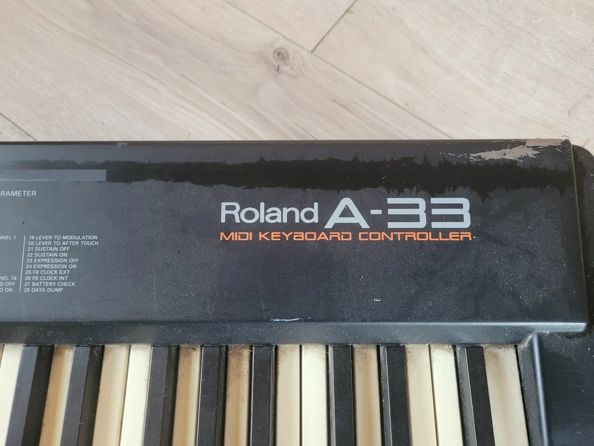 Roland A-33 Midi Controller Keyboard - Image 2