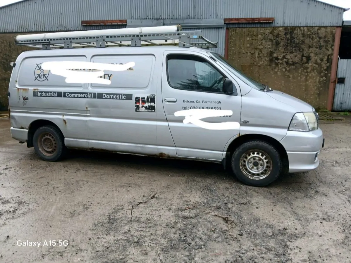 Toyota  Hiace - Image 1