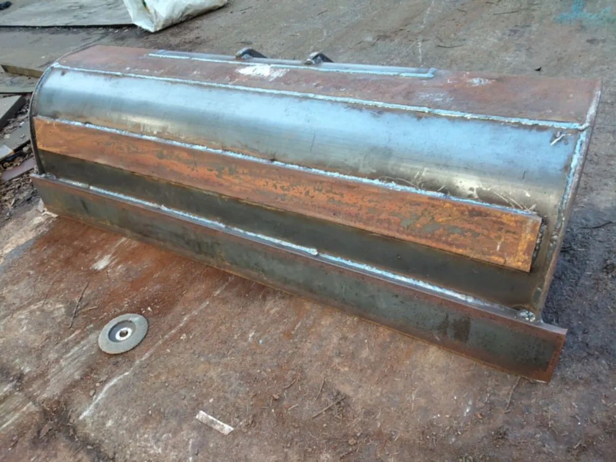 5  foot ditching bucket on 45mm pins - Image 4