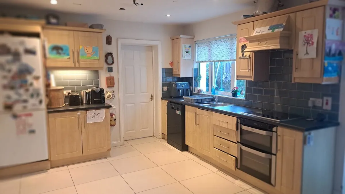 kitchen cabinets - Image 2