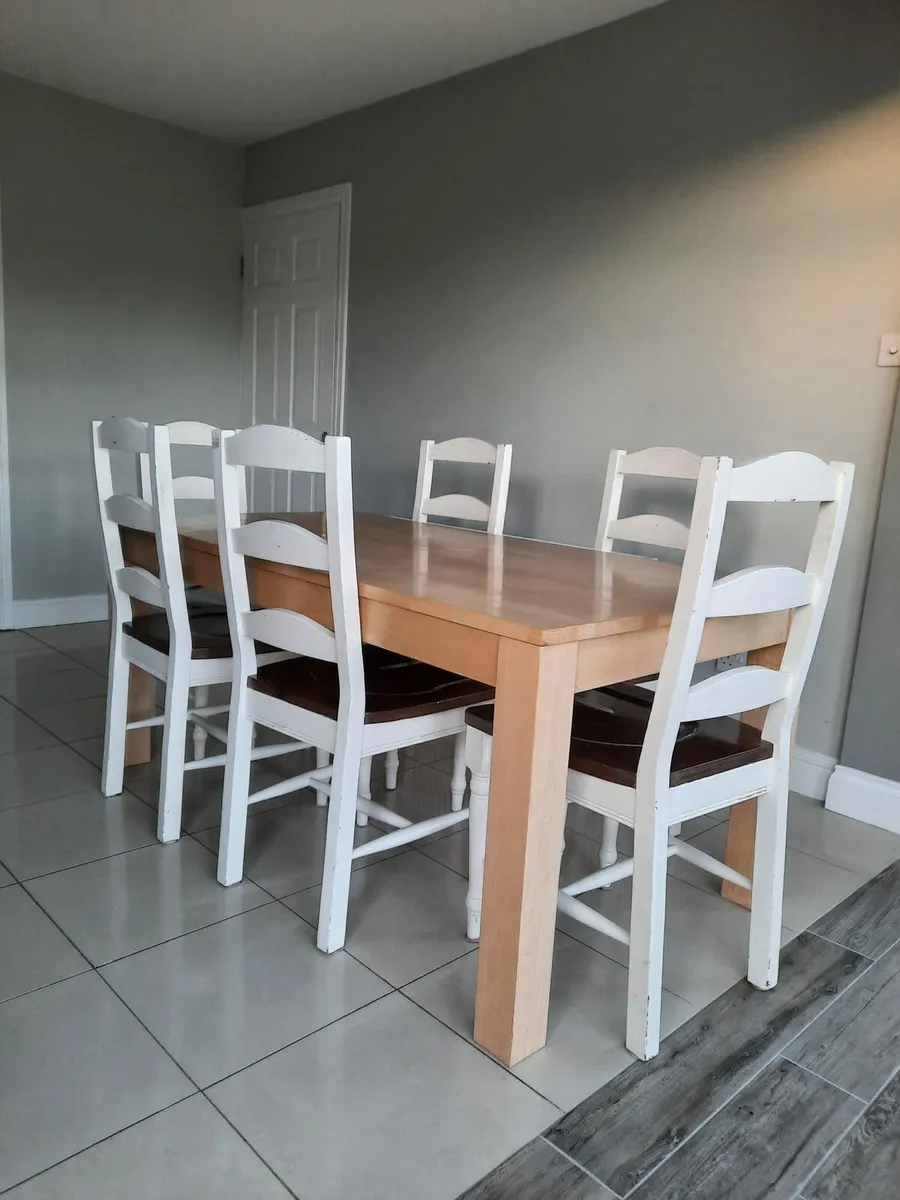 Dining table & 6 chairs - Image 2