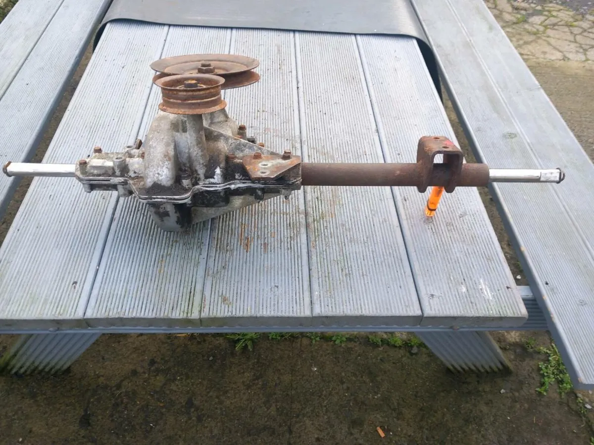 Cub cadet/M.T.D variable speed transmission - Image 3