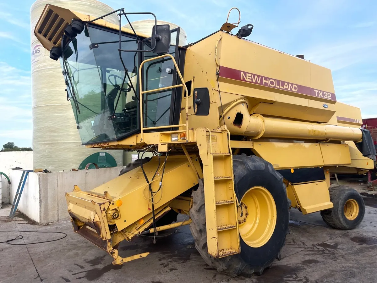 Combines - Combines - Combines - Image 1