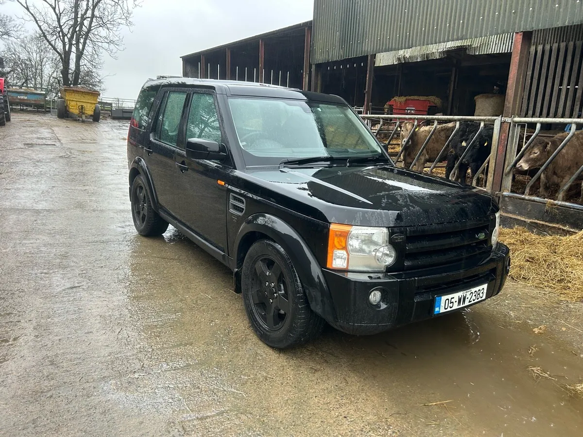 Land Rover - Image 1