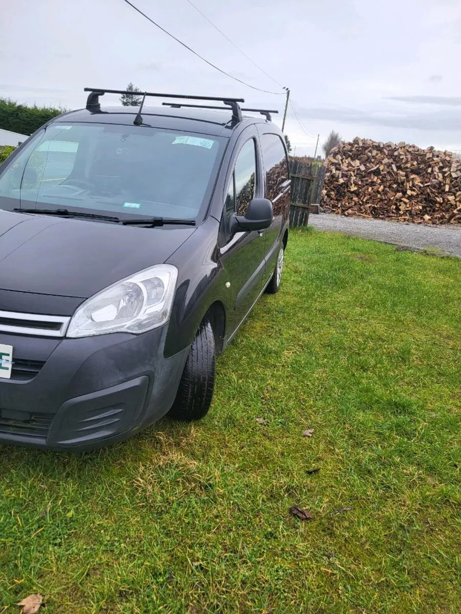 Berlingo van - Image 3