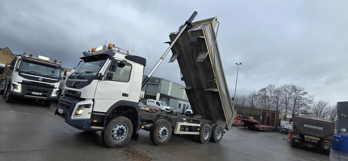 2021 Volvo FMX 420 8x4 Tipper - Image 4
