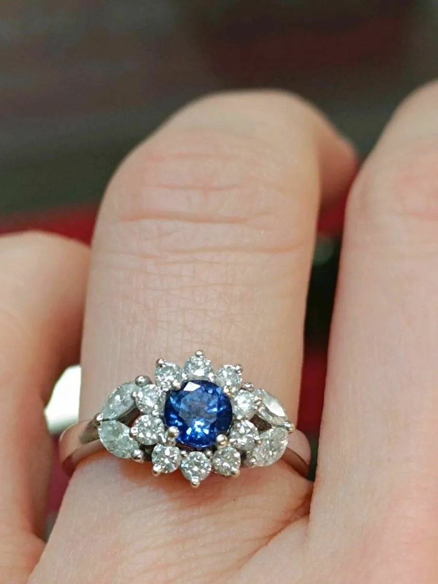 Floral Blue Sapphire & Diamond Ring, 18k Gold - Image 2