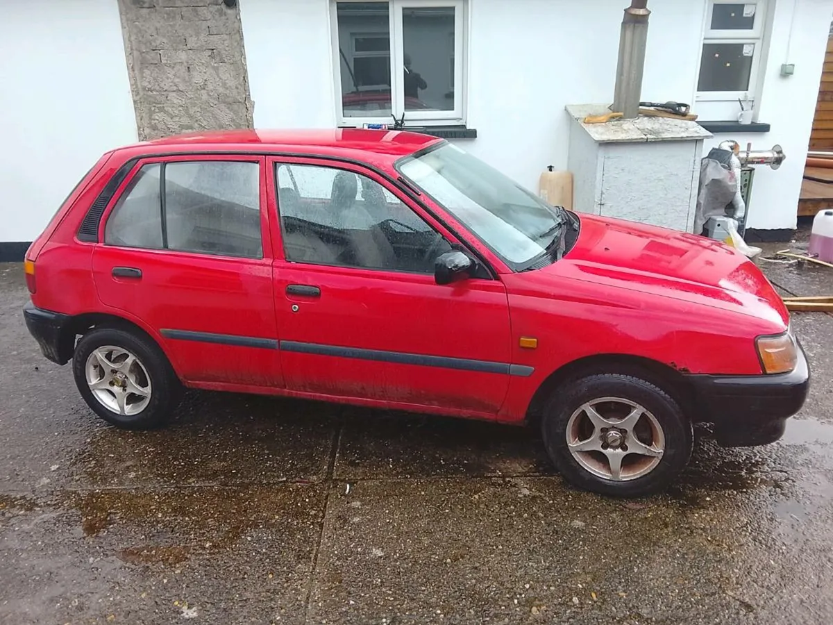 Toyota starlet - Image 1