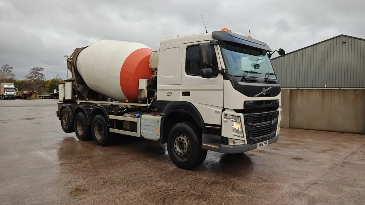 2016 Volvo FM410 Tridem Mixer. Choice