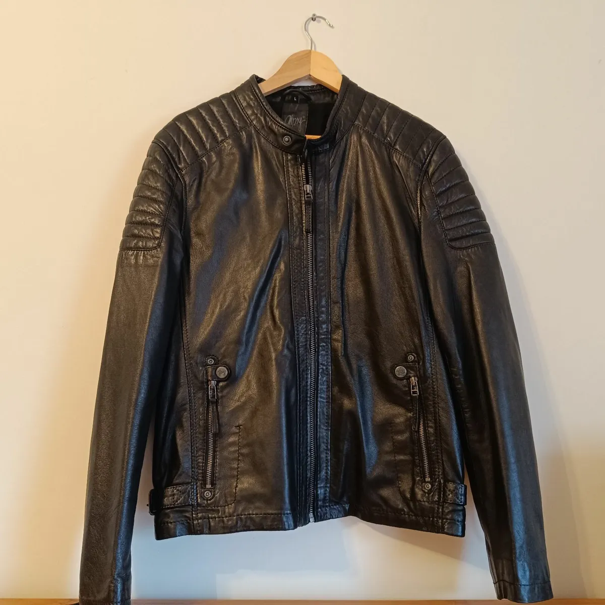 leather jackets - Image 1