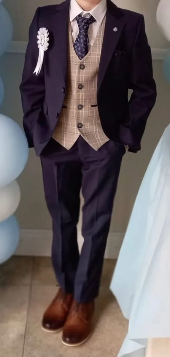 Communion suit - Image 1