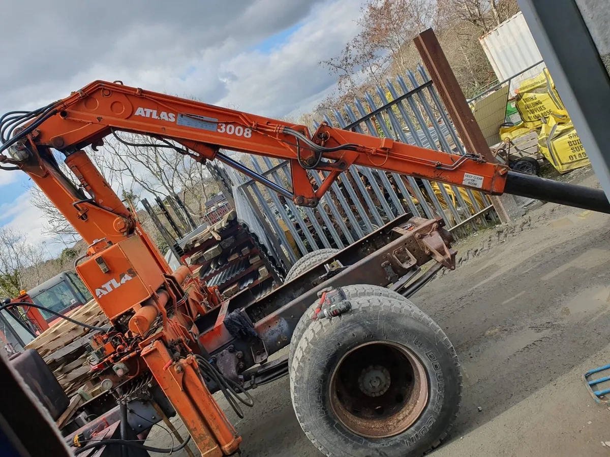 95 atlas crane 3008 piped - Image 4