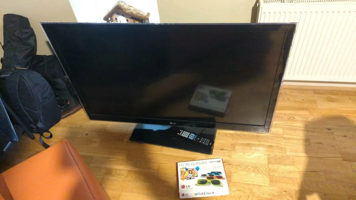 LG 47" Cinema 3D Smart LED TV