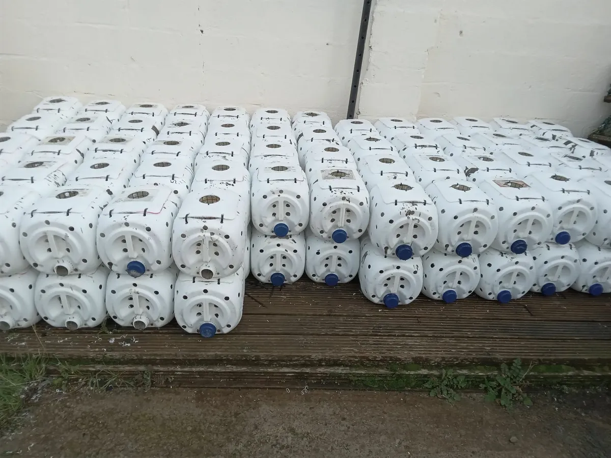 20ltr whelk pots. - Image 1