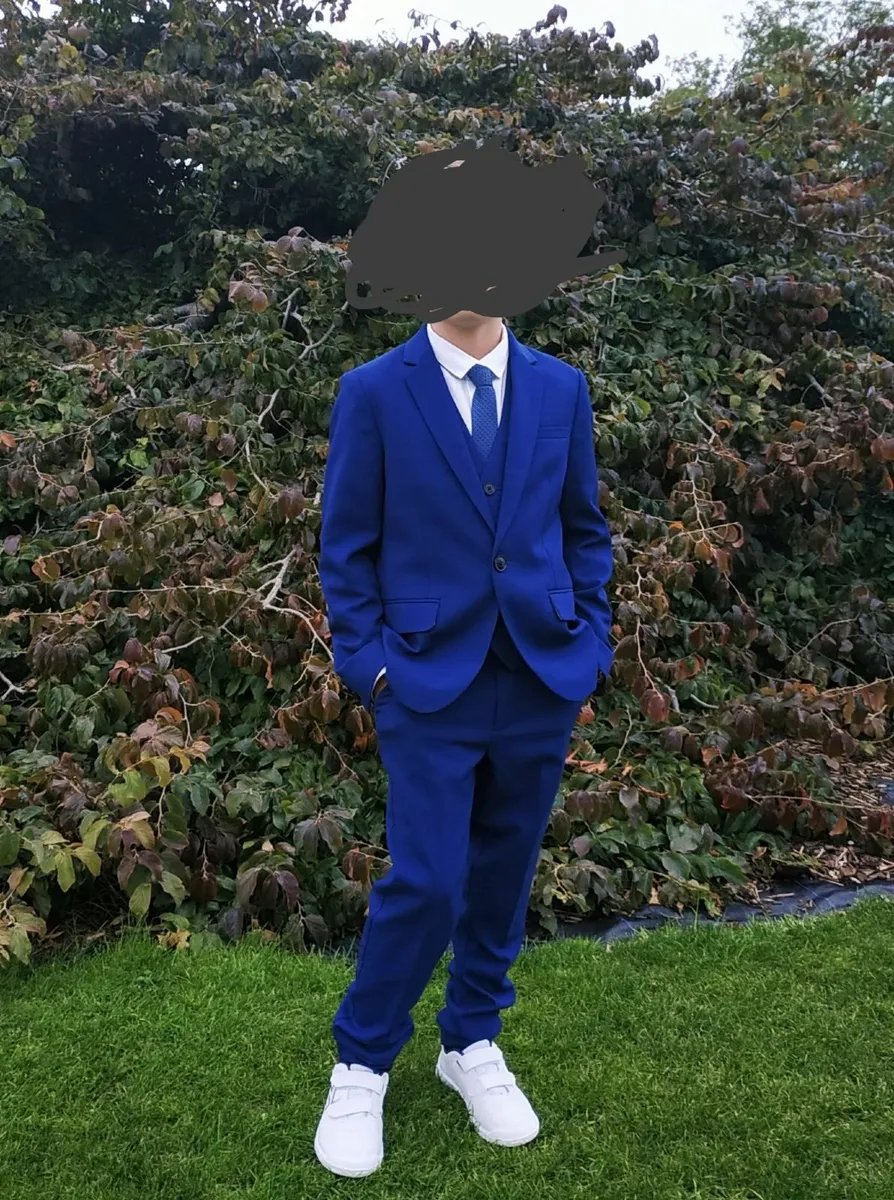Boys blue 3 piece suit set + Free shirt - Image 1