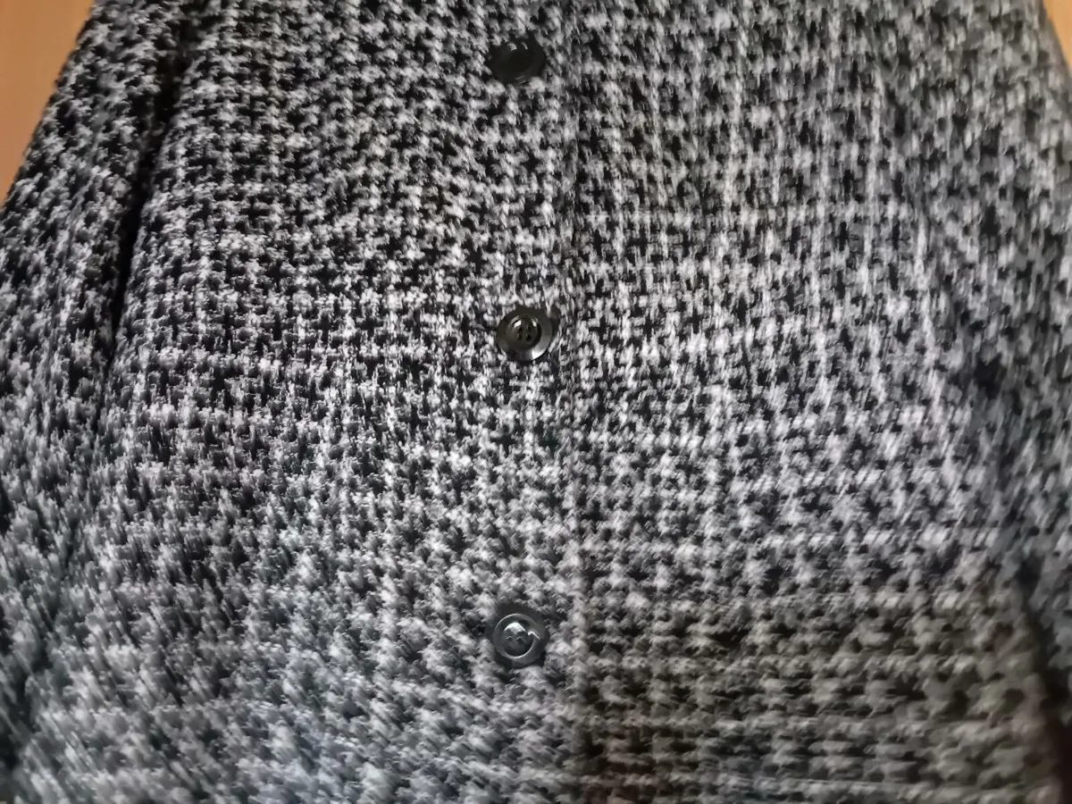 Ladies Coat Size 14 - Image 4