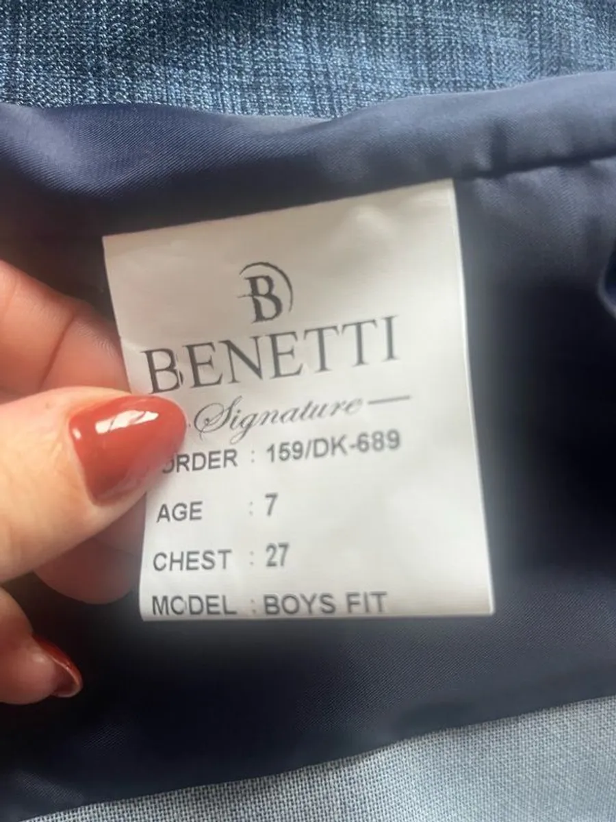 boys communion suit Benetti - Image 3