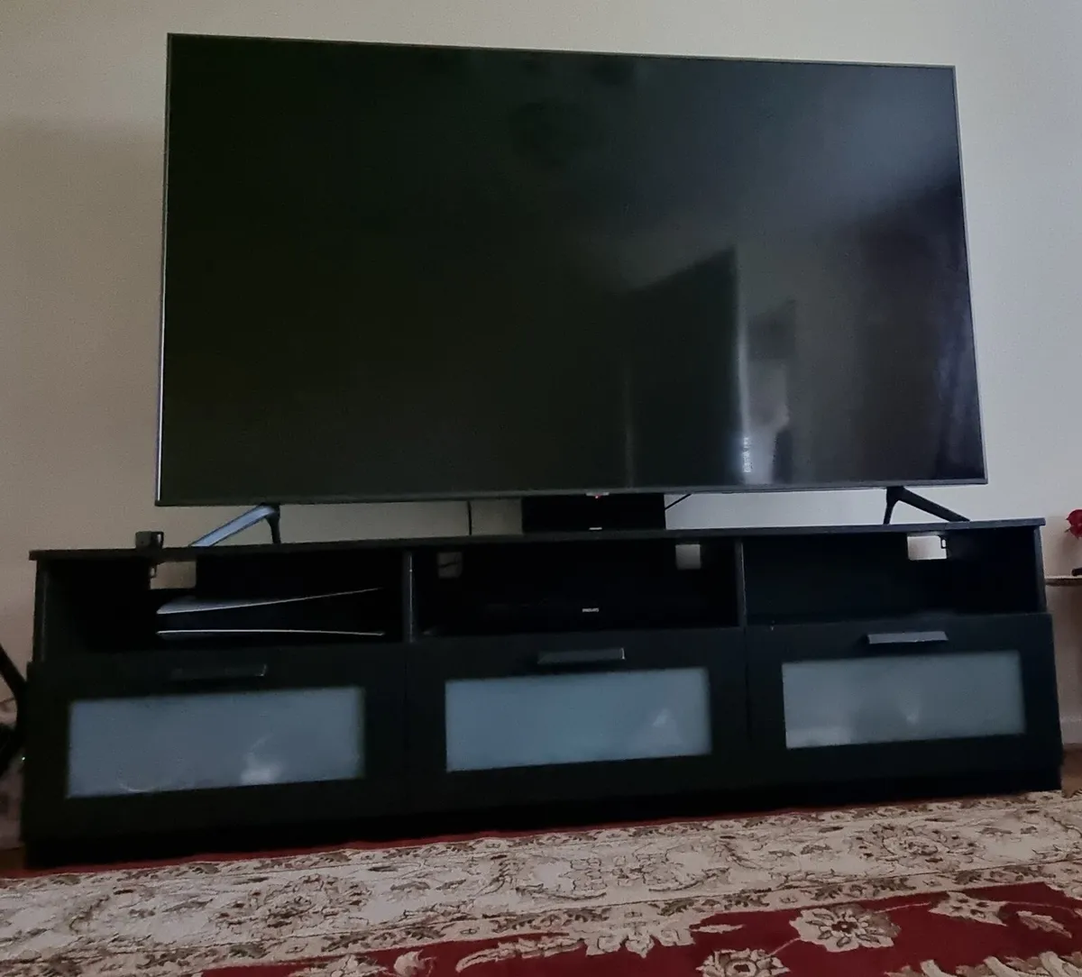 75 inch TV + TV stand - Image 3