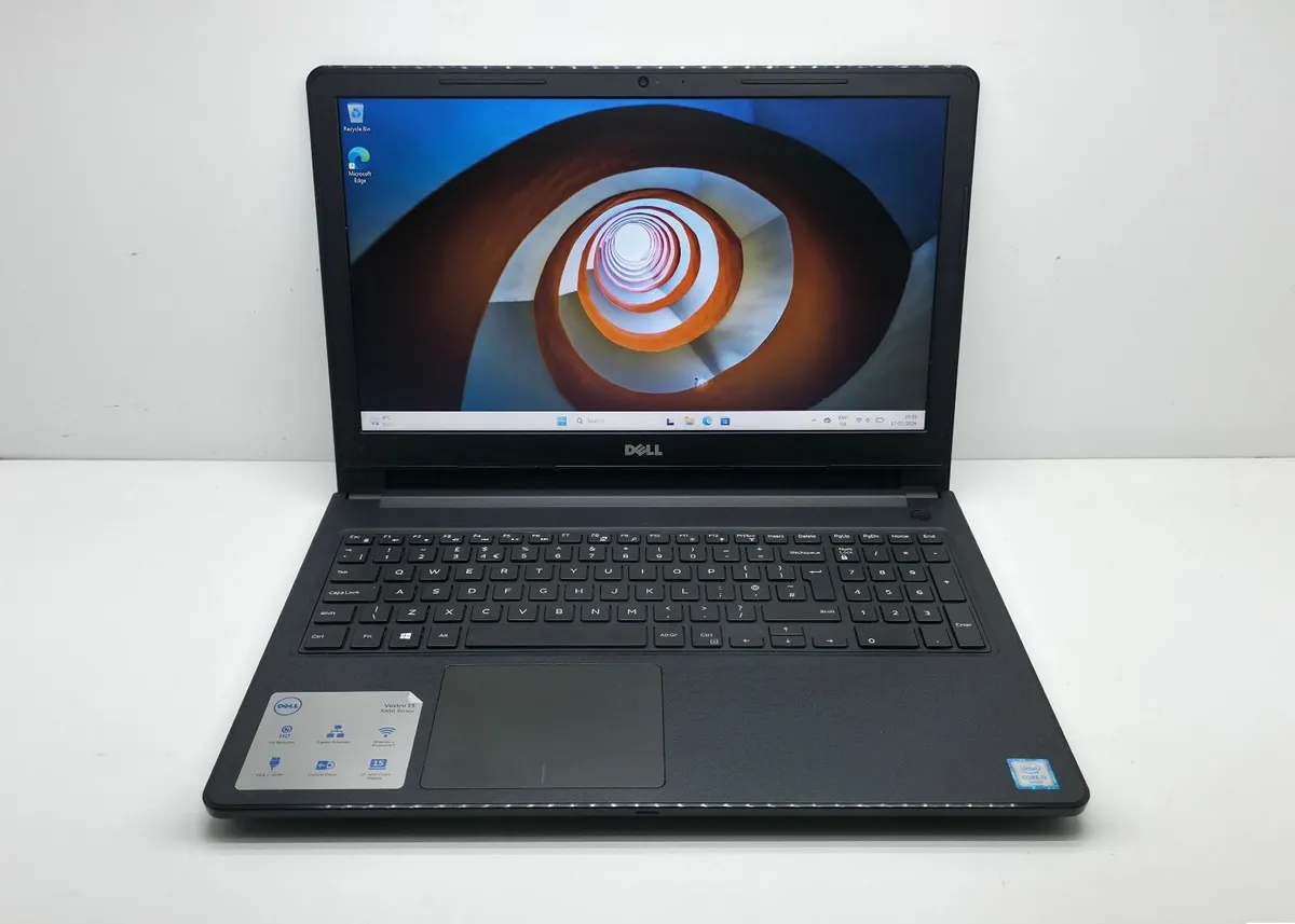 Dell Vostro 3568 - Core i3/ Win11 / CD-DVD Laptop